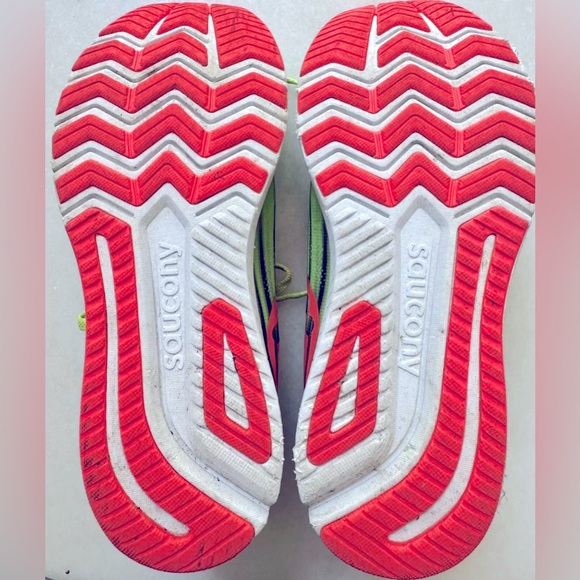 Youth Saucony Ride 14 Vizi Running/Track Shoes, Youth Size 5 (37 EU) - Picture 4 of 5